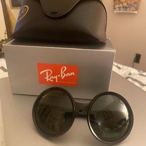 Ray-Ban Round Frame Black Woman's Sunglasses RB3445